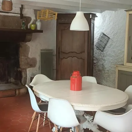 Ferienhaus Gite De La Roche *
